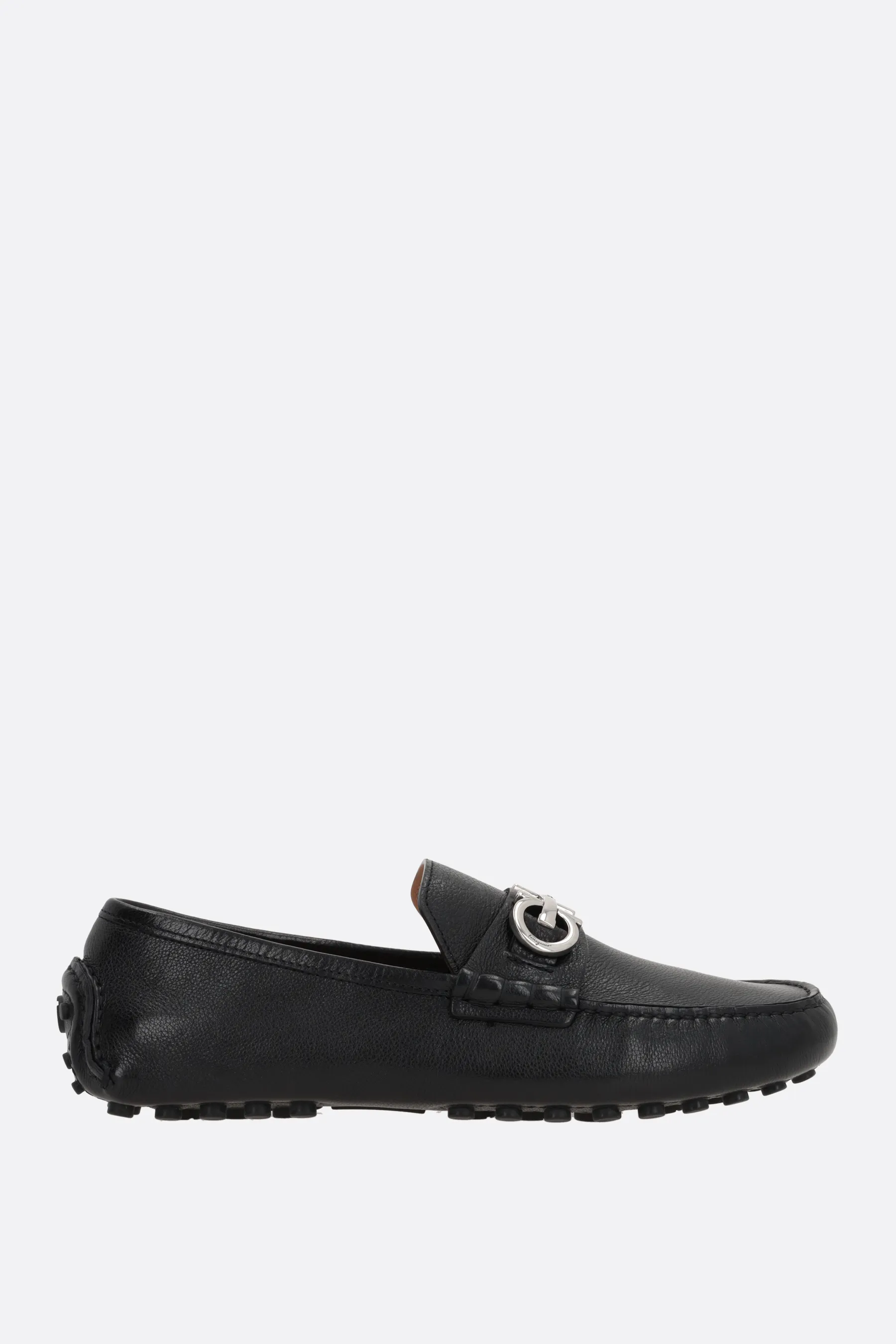FERRAGAMO mocassino driver Grazioso in pelle martellata